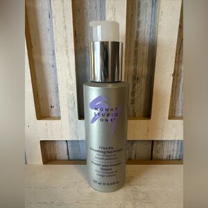 Monat Studio One Frizz Fix Smoothing Hair Primer Styling Haircare New 4.3fl oz